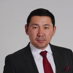 Тимур Саралаев: «Өлкөбүздүн бүтүндүгүн бузуп кирип келгендер Рахмондун жалданма баш кесерлери»