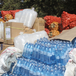 В Бишкеке организован сбор гумпомощи для жителей Баткенской области. Адреса