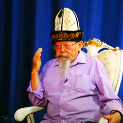 ВИДЕО – Топчубек Тургуналиев: Орусиянын үлгүсү менен Тажикстан агрессивдүү саясат жүргүзүүдө