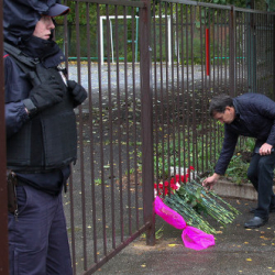 Количество погибших в результате стрельбы в школе Ижевска выросло до 17