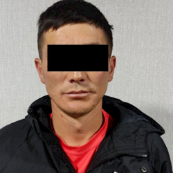 Ак-Суу айылындагы ипподромдо эркек кишинин сөөгү табылган. Шектүү кармалды