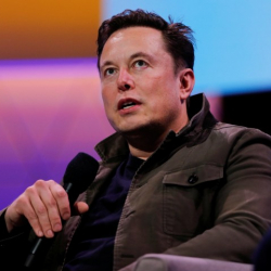 Илон Маск Украинадагы согушту токтотуу үчүн зарыл болгон төрт шартты атады