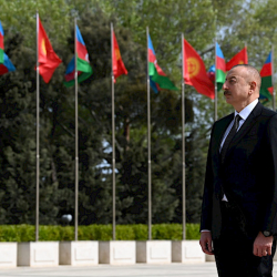 Азербайжан президенти Ильхам Алиев Кыргызстанга келет