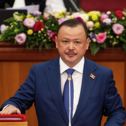 Улан Примов кызматын тапшырды