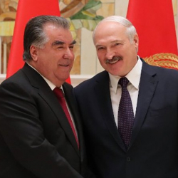 Душанбеде Рахмон менен Лукашенконун сүйлөшүүсү өттү