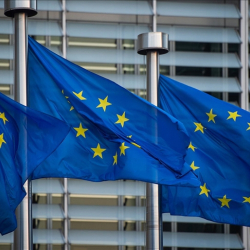 Евробиримдик Махса Амининин өлүмүнөн кийин Иранга каршы жаңы санкцияларды киргизди