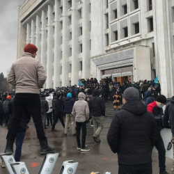 Протесты в Казахстане: Под амнистию подпадут около 1,5 тыс. человека