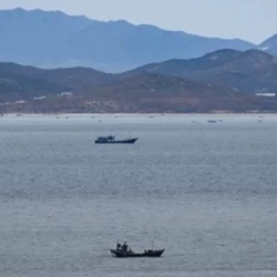 КНДР и Южная Корея обменялись предупредительным огнем на морской границе