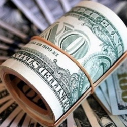 Украина оценивает необходимую ей помощь до $5 млрд в месяц и ждет от ЕС $2 млрд, от ФРГ — $500 млн