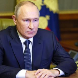 Путин Ирандын президентине террордук чабуулга байланыштуу көңүл айтты