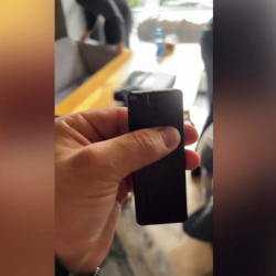 Активисттер үн жаздыруучу аппаратты таап алышкан. Ал Канат Хасановду тыңшоо үчүн деген божомол бар