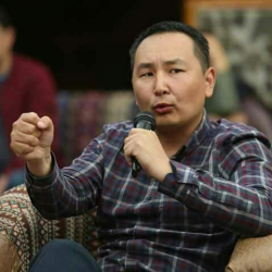 Абактагы Айбек Бузурманкулов кыргыз элине кайрылуу жасады