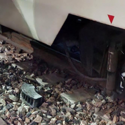 В центре Сеула с рельсов сошел поезд с 275 пассажирами