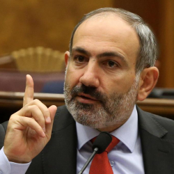 ВИДЕО - Пашинян: «Азербайжан Карабакта карапайым элге ок чыгарды»