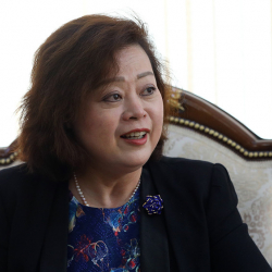 Ду Дэвэнь: Китай выступает против вмешательства внешних сил во внутренние дела Кыргызстана