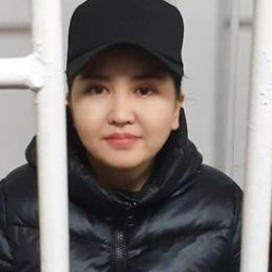 Орозайым Нарматова сүйгөнүн түрмөдөн табабы?