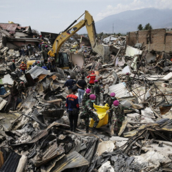 Индонезияда жер титирөөдөн каза болгондордун саны 160тан ашты