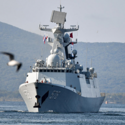 Тайвань: Кытай истребителдери менен кемелеринин аралга жакындоодо