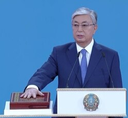 ВИДЕО - Токаев официально стал президентом Казахстана на ближайшие 7 лет