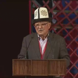 Алайдын делегаты мугалимдик кесипке акысыз окутууну сунуштады