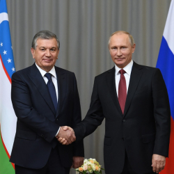 Путин менен Мирзиёев телефондо сүйлөштү