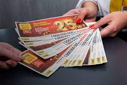Женщина выиграла 3,1 миллиона рублей и потеряла лотерейный билет
