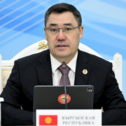 Садыр Жапаров ЕАЭБге кирген мамлекеттердин экономикасына оор жүк түшүп жатканын белгиледи