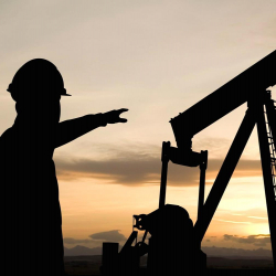 Ойлогондой болбоду... Мунайдын баррели 100 доллардан ашабы?