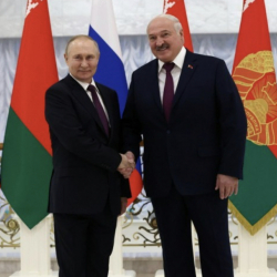 Путин Орусия менен Беларустун ортосундагы мамиледеги эң маанилүү фактор экенин айтты