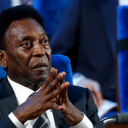 Футбол легендасы Пеленин абалы начарлап баратат