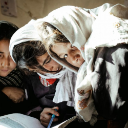 Талибан аялдардын билим алуусуна тыюу салуу себептерин атады