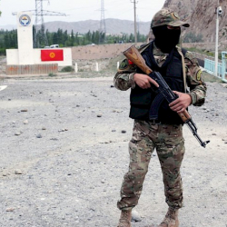 Кыргыз чек арачылары Тажикстандын “Ляккан” жана “Богдари” чек ара заставаларына жооп ирээтинде сокку урду