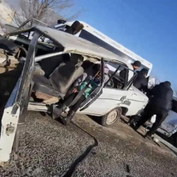 BИДЕО - Токмокто үрөй учурган жол кырсыгы катталды. Каза болгондор бар