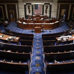 Американские сенаторы просят Президента Жапарова прекратить атаку на СМИ