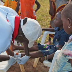 Африканын батышында ондон ашык бала белгисиз оорудан каза болду