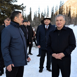 Состоялась неформальная встреча Садыра Жапарова с Шавкатом Мирзиёевым