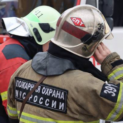 В Москве при пожаре в квартире погибли два человека