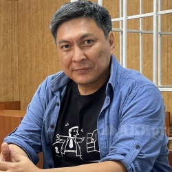 Иликтөөчү журналист Болот Темиров өлкөдөн чыгарылгандан бери биринчи жолу кайрылуу жасады