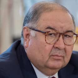 Алишер Усмановдун байлыгы бир миллиард долларга көбөйдү