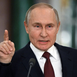 Путин Батыш өлкөлөрү Украинага танк бергенине жооп кайтарарын айтты