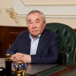 Болат Назарбаев вернул в собственность Казахстана 300 тыс. га земли