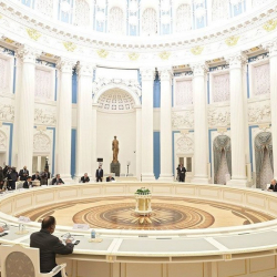 Путин 8 өлкөнүн Коопсуздук кеңешинин өкүлдөрү менен Ооганстандагы кырдаалды талкуулады