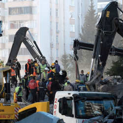 Под завалами в Турции нашли трёх узбекистанцев