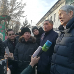 Атамбаев: Жээнбековду Кудай өзү жазалайт