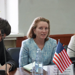 Американцы планируют выделить Кыргызстану $4 млн на систему здравоохранения