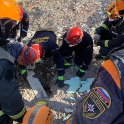 Российские спасатели под завалами в Турции обнаружили  $150 тыс.