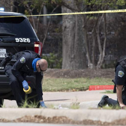 АКШнын Техас штатында ок атуу болуп, бир адам мерт кетти