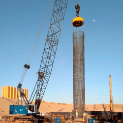ФОТО - В Саудовской Аравии показали строительство горизонтального небоскреба