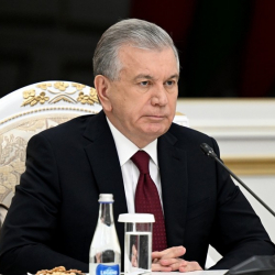 «Многие предлагают мне закрыть СМИ, но я этого не сделаю», — президент Узбекистана