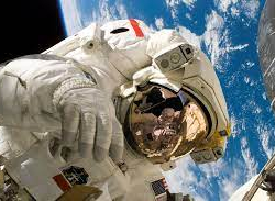 ВИДЕО - Космонавты миссии 